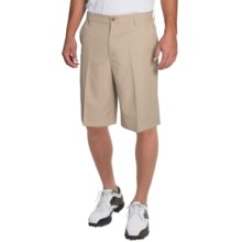 40%OFF メンズゴルフショーツ IZODソリッドマイクロファイバーゴルフショーツ - （男性用）UPF 50+ IZOD Solid Microfiber Golf Shorts - UPF 50+ (For Men)画像